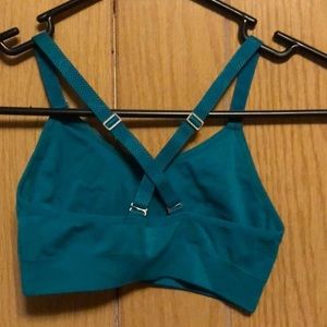 sport bra